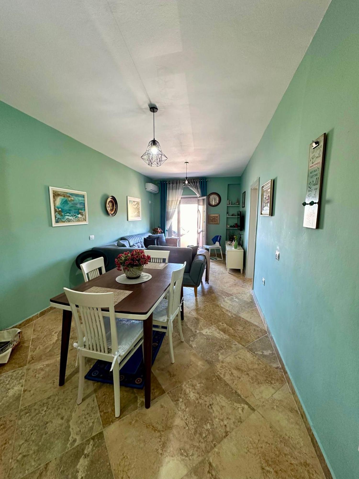 Beach Front Apartment Vlorë Extérieur photo
