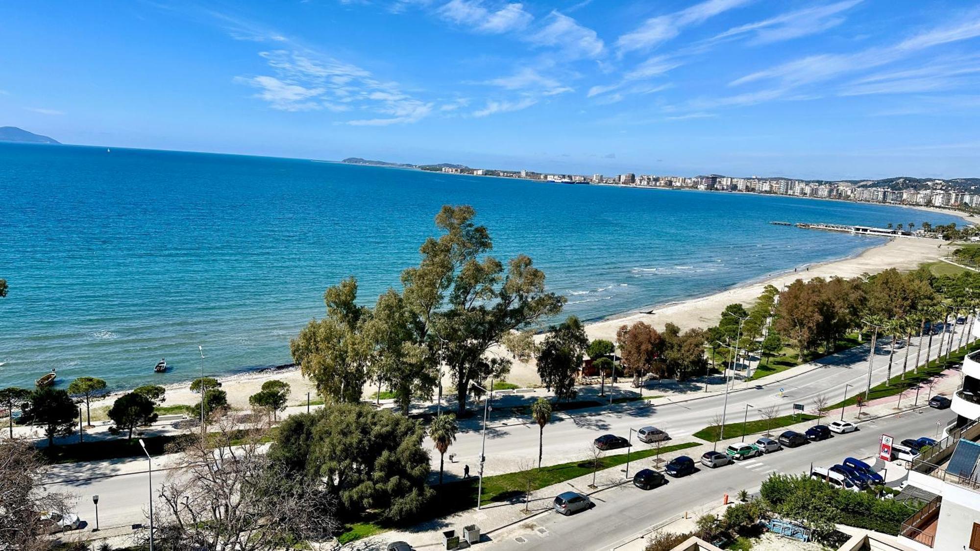 Beach Front Apartment Vlorë Extérieur photo