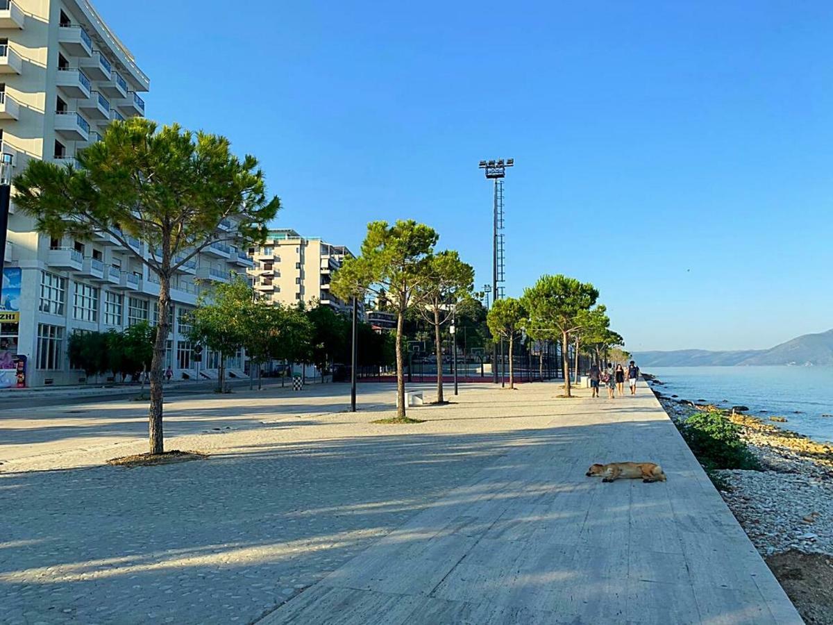 Beach Front Apartment Vlorë Extérieur photo